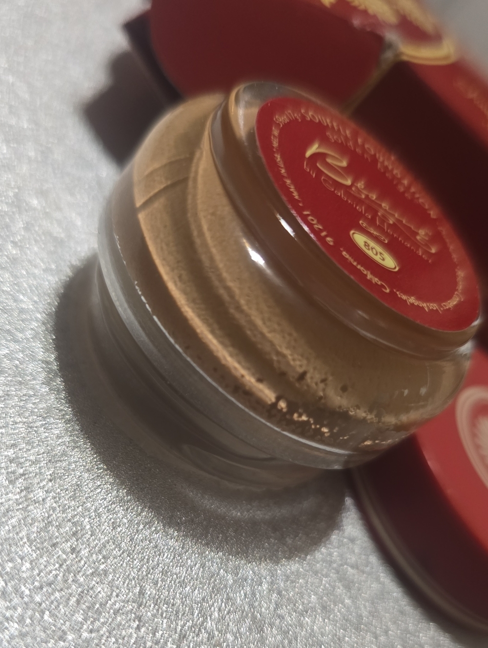 🧚‍♀️GOLDEN BEIGE Besame Cosmetics VERY RARE Souffle Foundation NWT - Picture 5 of 6
